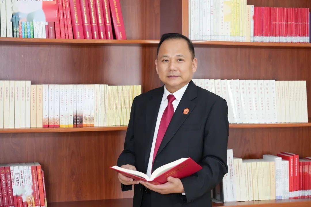 皇冠皇冠足球平台
_湖南省长沙市中级人民法院院长李立新：以司法之力助推“幸福之城”高质量发展