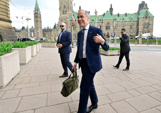 如何注册皇冠足球代理
_特朗普深夜发文如何注册皇冠足球代理
，宣布终止谈判！中国已接到通知，美亲密盟友倒戈？卡尼对华抛出橄榄枝